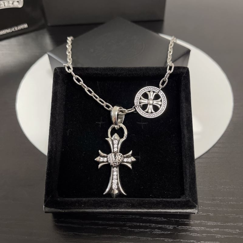 Ch**me He**ts necklaces